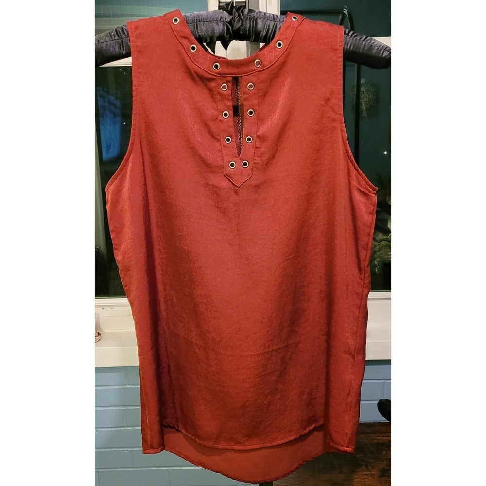 Trouvé Sleeveless Top Eyelet Accents‎ Blouse Casual Red XS NWT